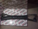Renault Kangoo Ön Cam Izgarası 7700304885