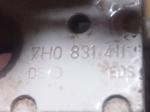 Volkswagen Transporter Sol Kapı Menteşesi - 7H0831411