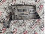 Volkswagen Golf 7.5 Akü Alt Braketi 5Q0915321
