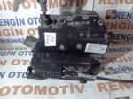 Renault Clio 4 Sol Arka 825015591R Kapı Kilit